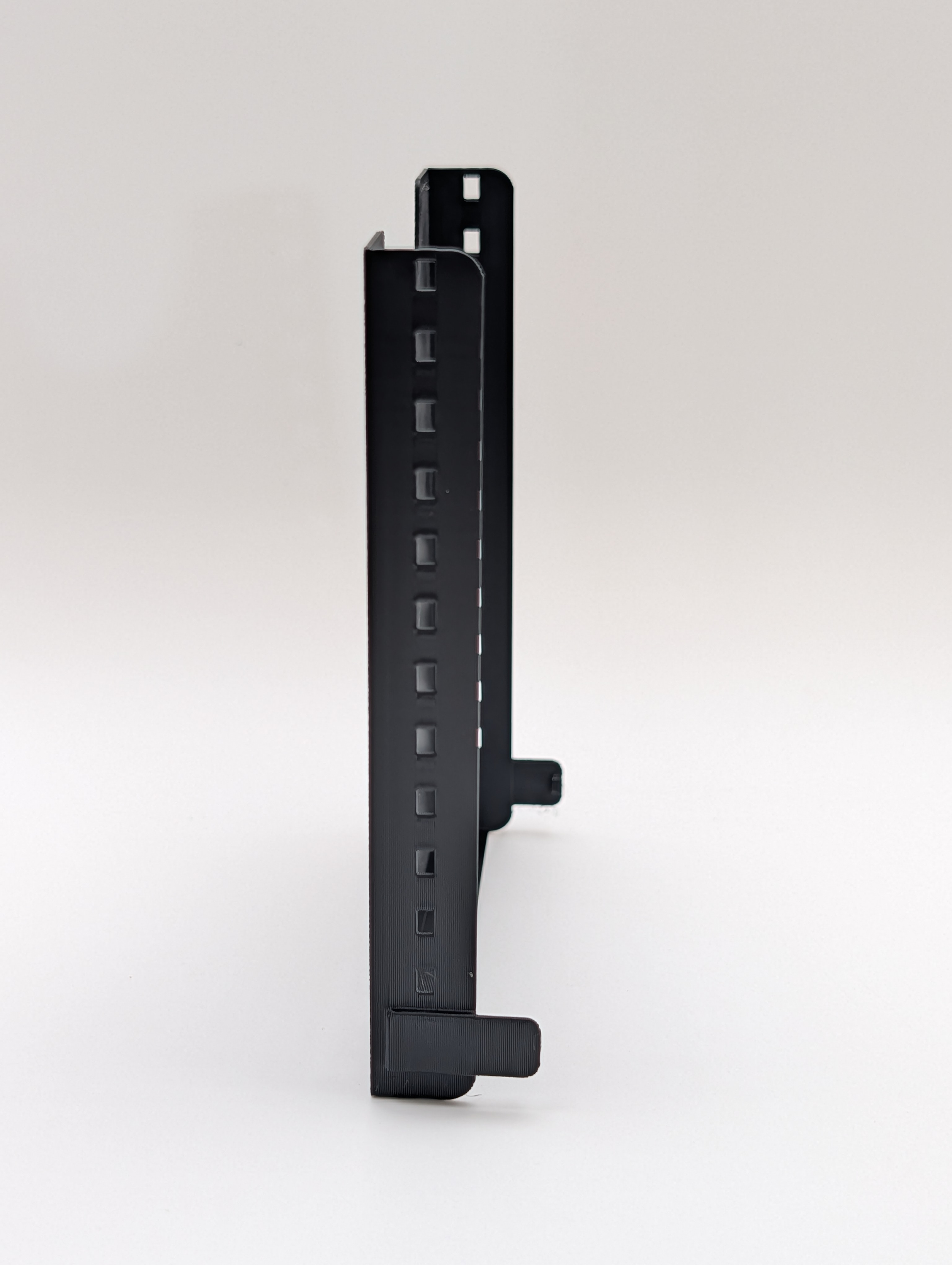 Top Loader Display Tray – Interlocking Angled Card Showcase Rack